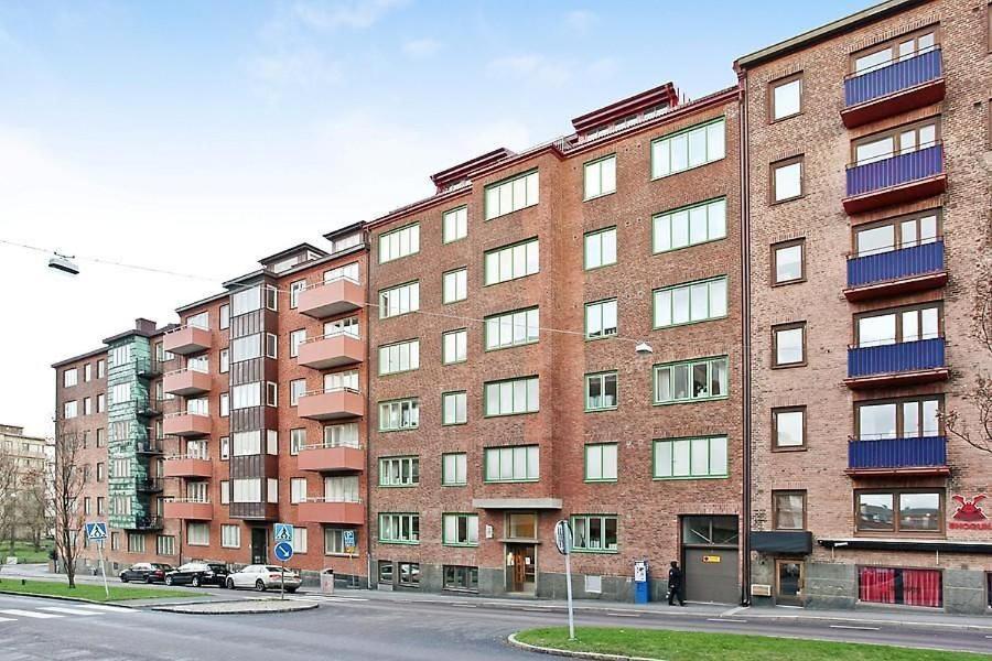 Live And Vr40 Apartment